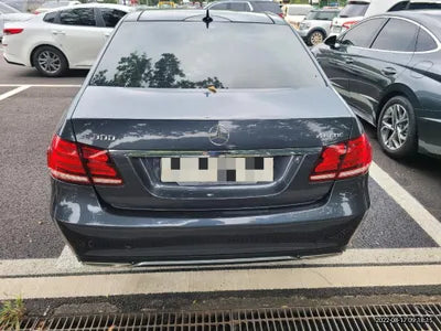 2015 Mercedes-Benz E 300 VIN: