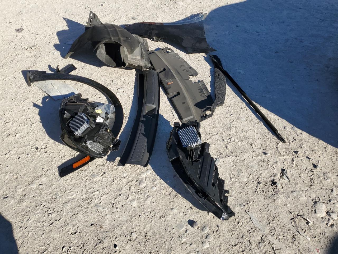 2023 BUICK ENVISION ESSENCE VIN:LRBFZNR49PD019523