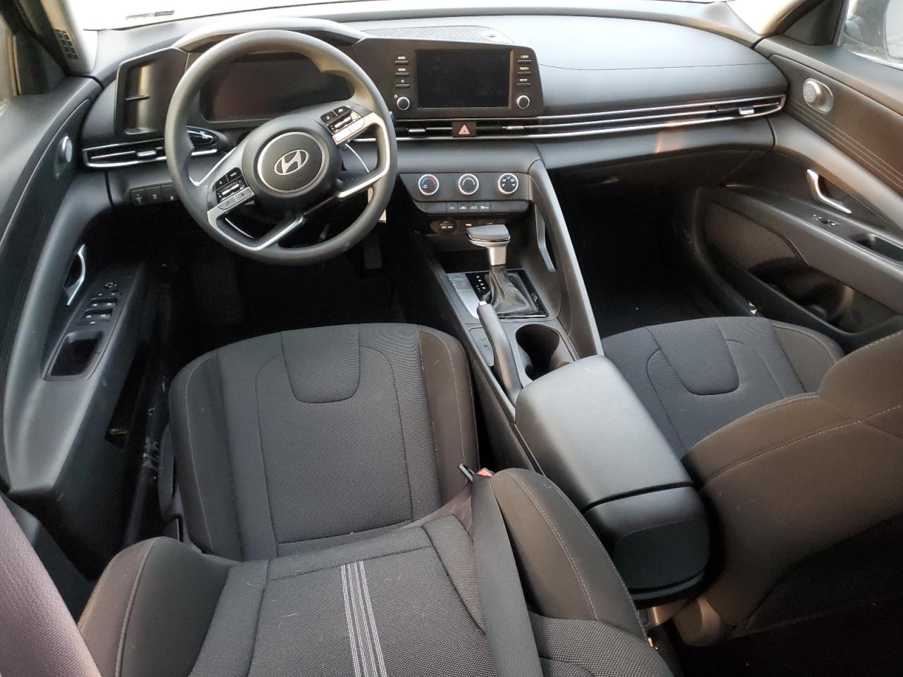 2024 HYUNDAI ELANTRA SE VIN:KMHLL4DG3RU825759