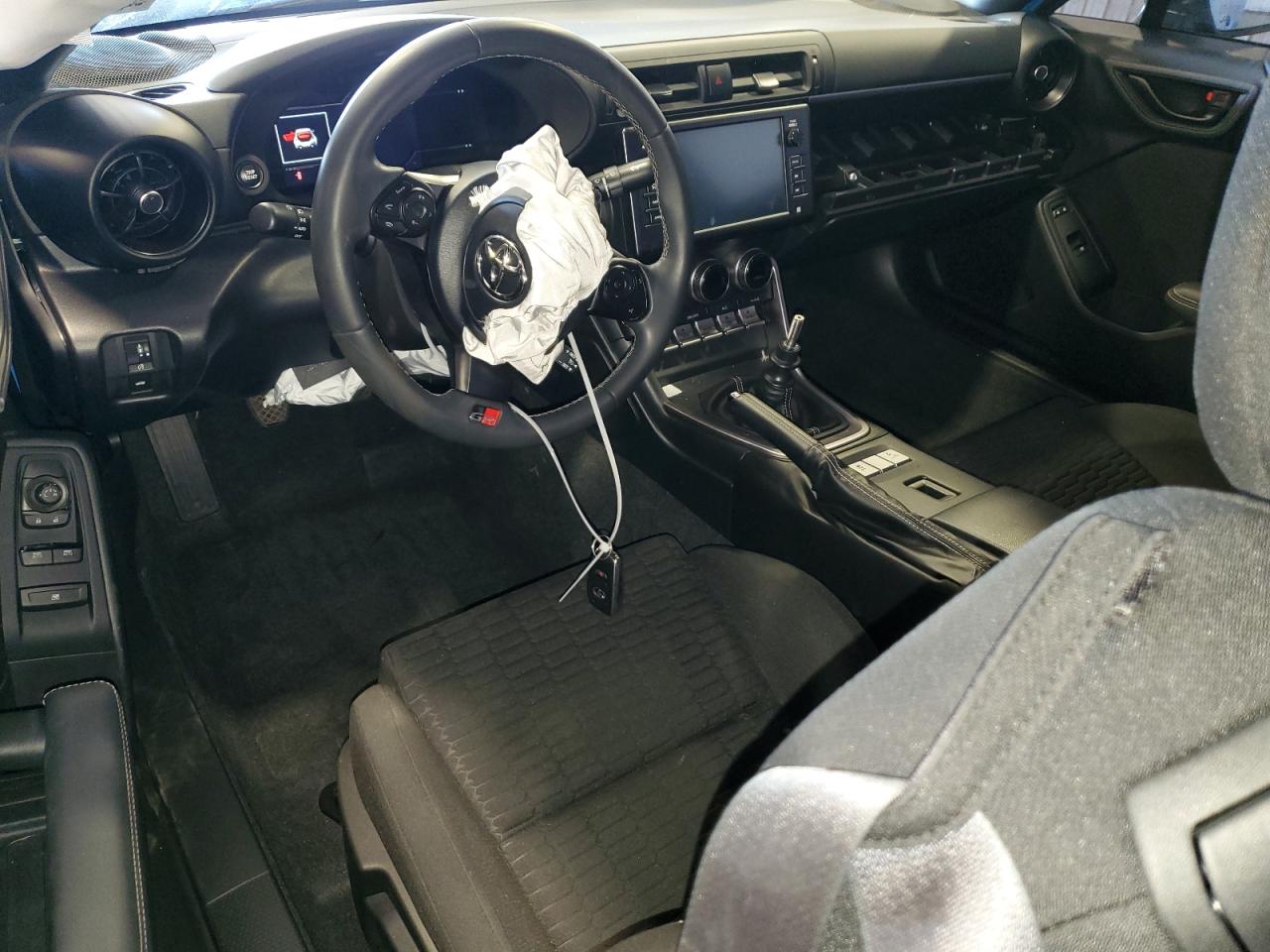 2023 TOYOTA GR 86  VIN:JF1ZNBB12P9751879