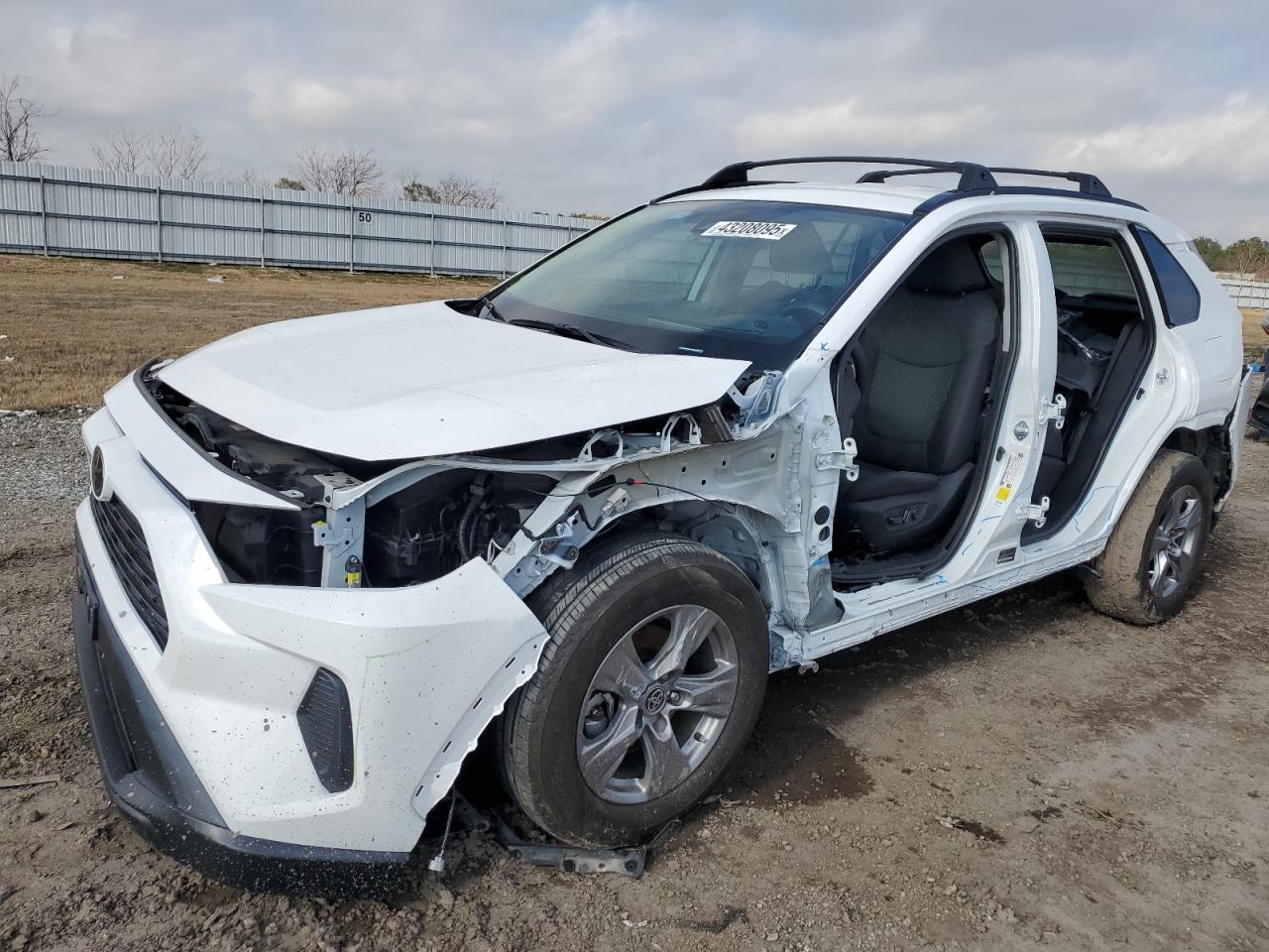 2024 TOYOTA RAV4 XLE VIN:2T3W1RFV6RW306370