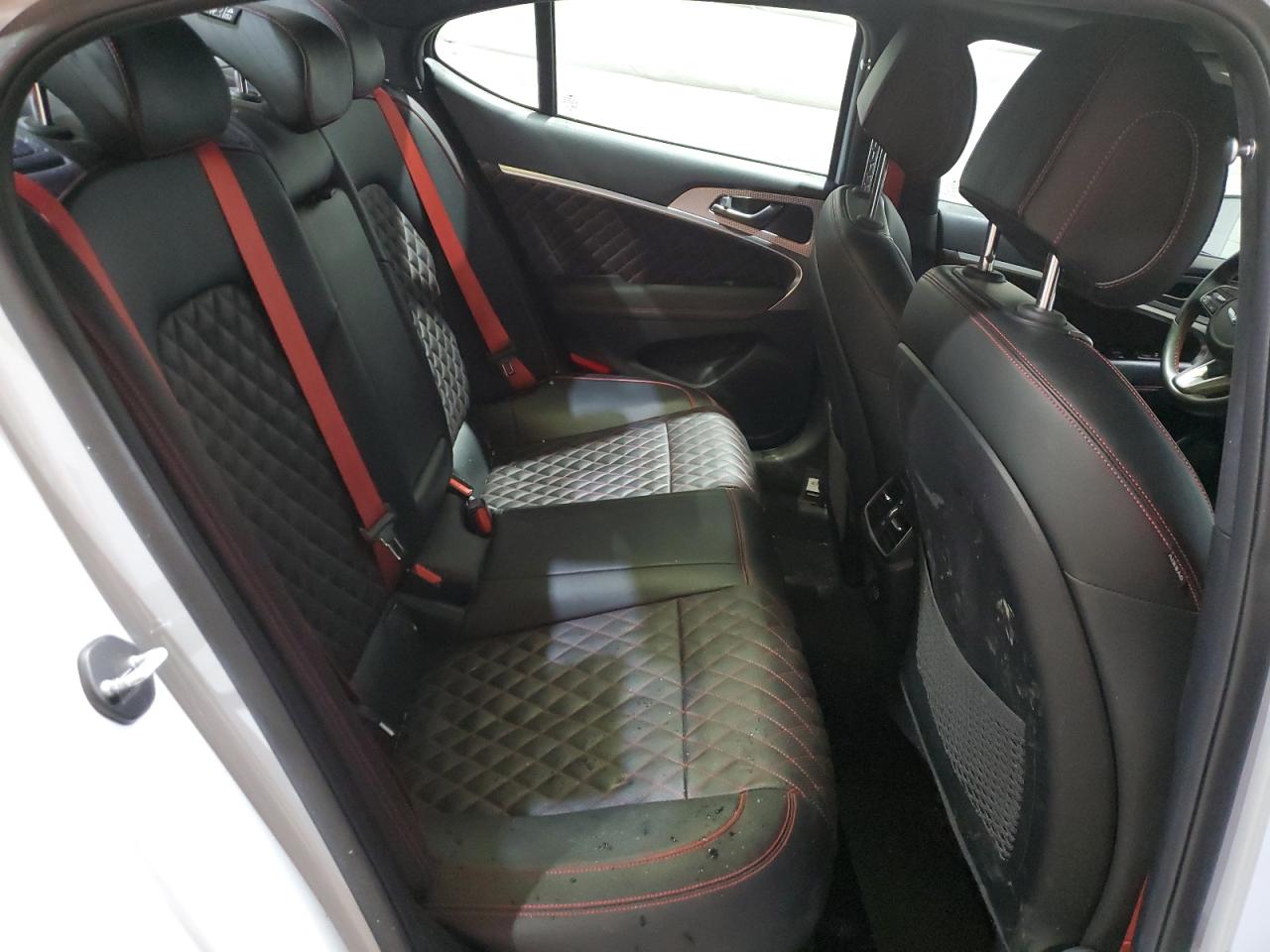 2022 GENESIS G70 BASE VIN:KMTG54TEXNU103314