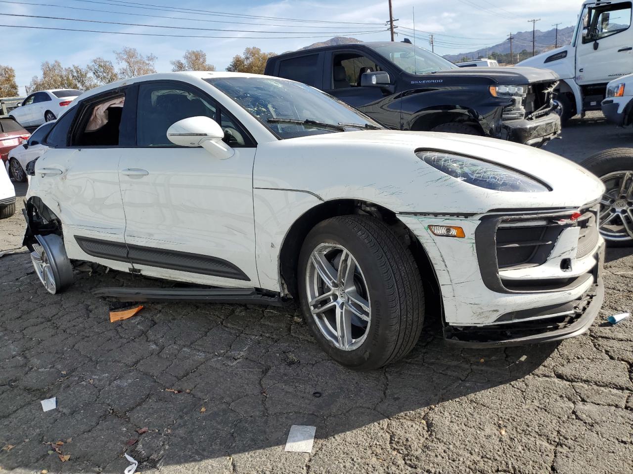 2024 PORSCHE MACAN BASE VIN:WP1AA2A55RLB16232