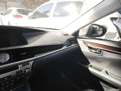 2018 Lexus ES 300 VIN: