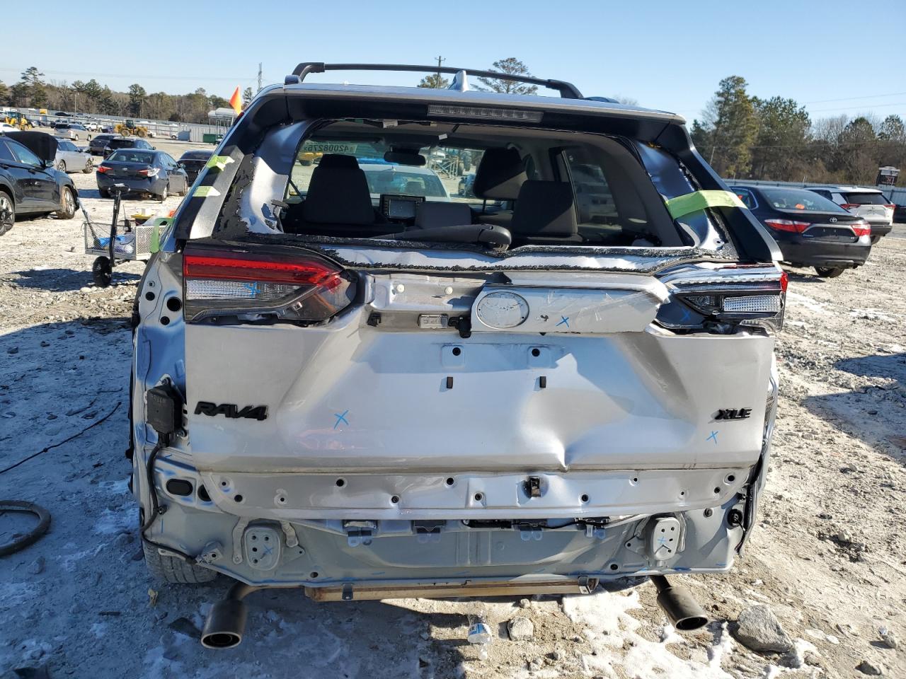 2022 TOYOTA RAV4 XLE VIN:2T3W1RFV4NC210216