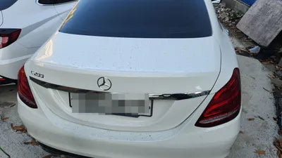 2015 Mercedes-Benz C 200 VIN: