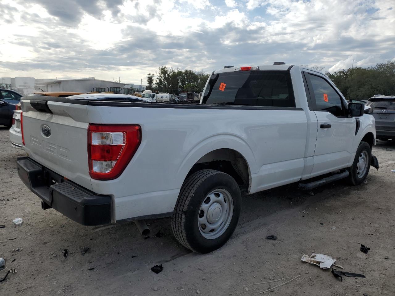 2022 FORD F150  VIN:1FTMF1CB0NKD10678