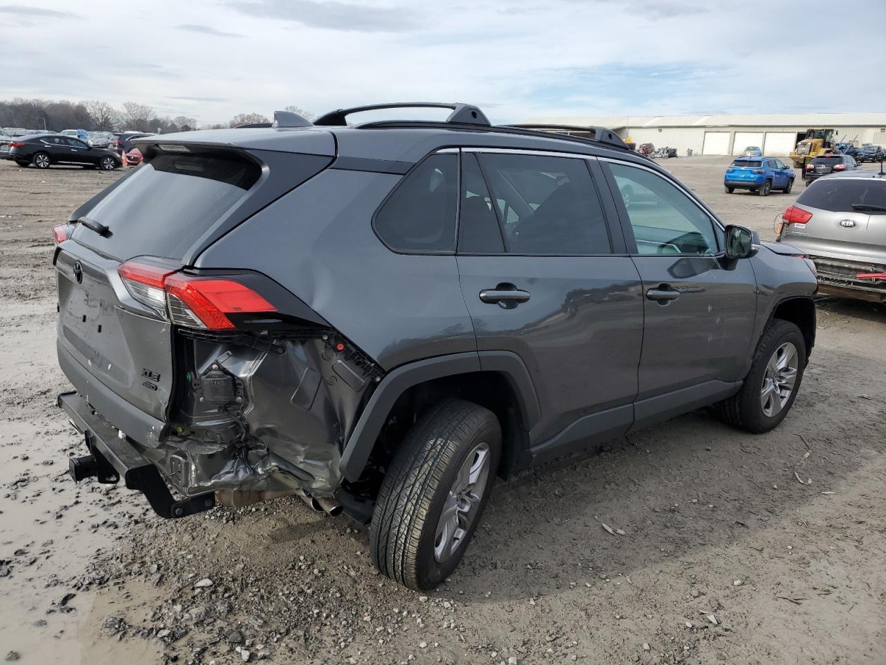 2022 TOYOTA RAV4 XLE VIN:2T3P1RFV1NW318344