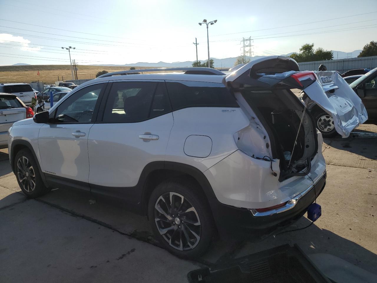2022 GMC TERRAIN SLT VIN:3GKALVEV0NL198512