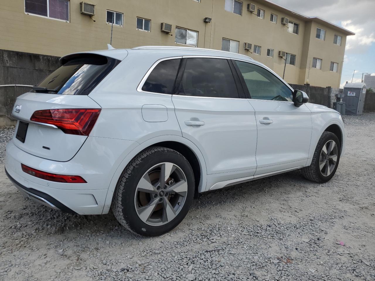 2023 AUDI Q5 PREMIUM PLUS 40 VIN:WA1BBAFY3P2010424