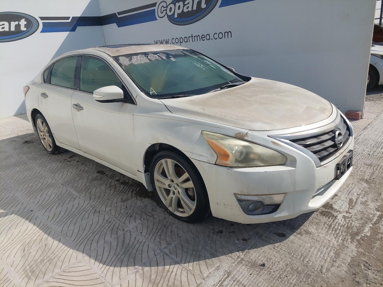 2015 NISSAN ALTIMA VIN:1N4BL3AP2FC******
