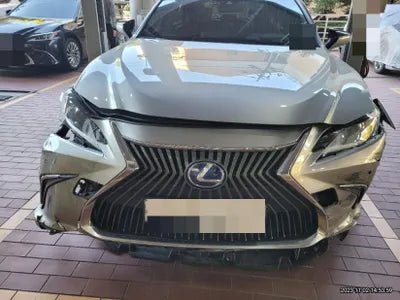 2018 Lexus ES 300 VIN: