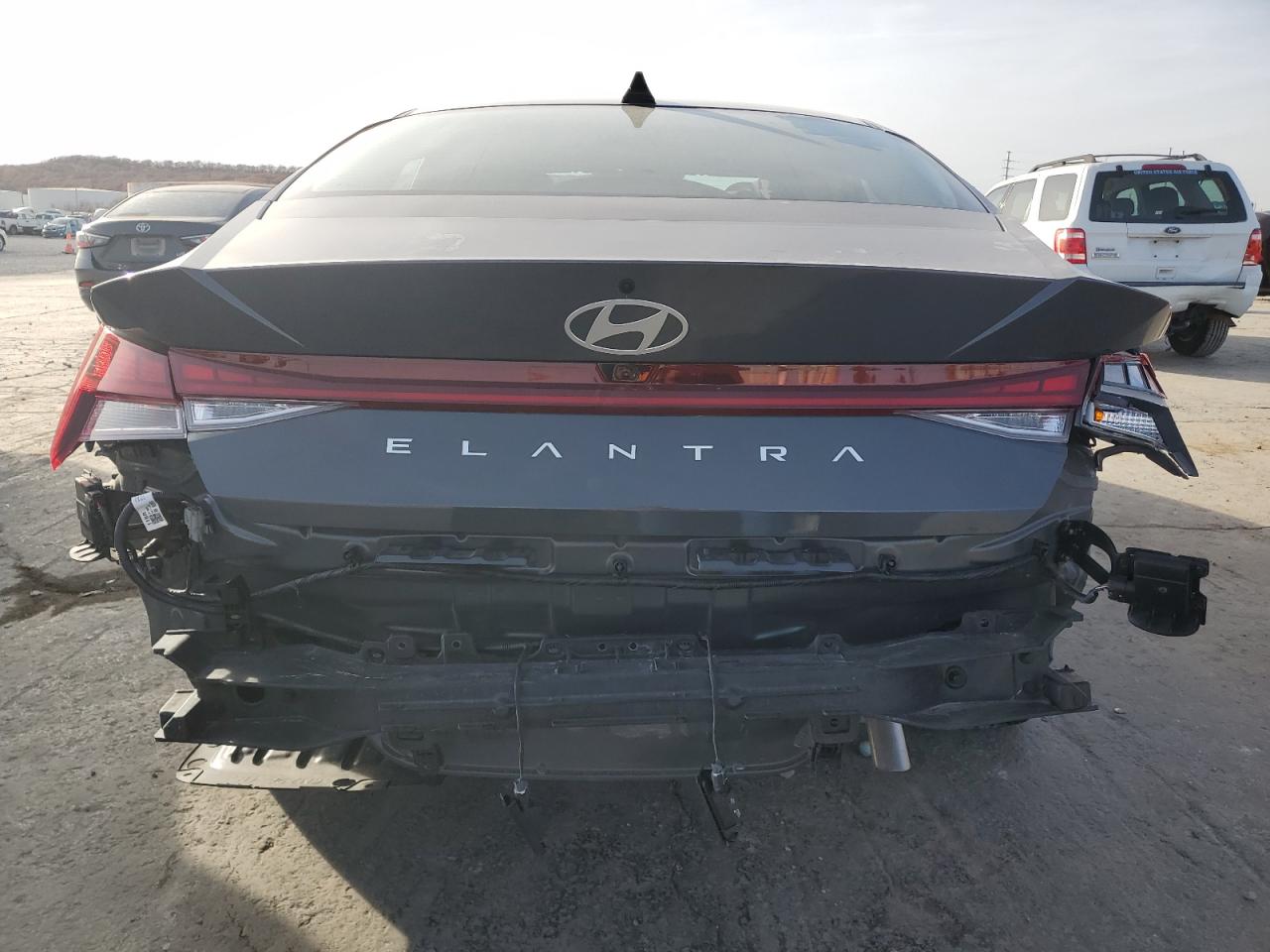 2024 HYUNDAI ELANTRA SEL VIN:KMHLS4DG4RU822114