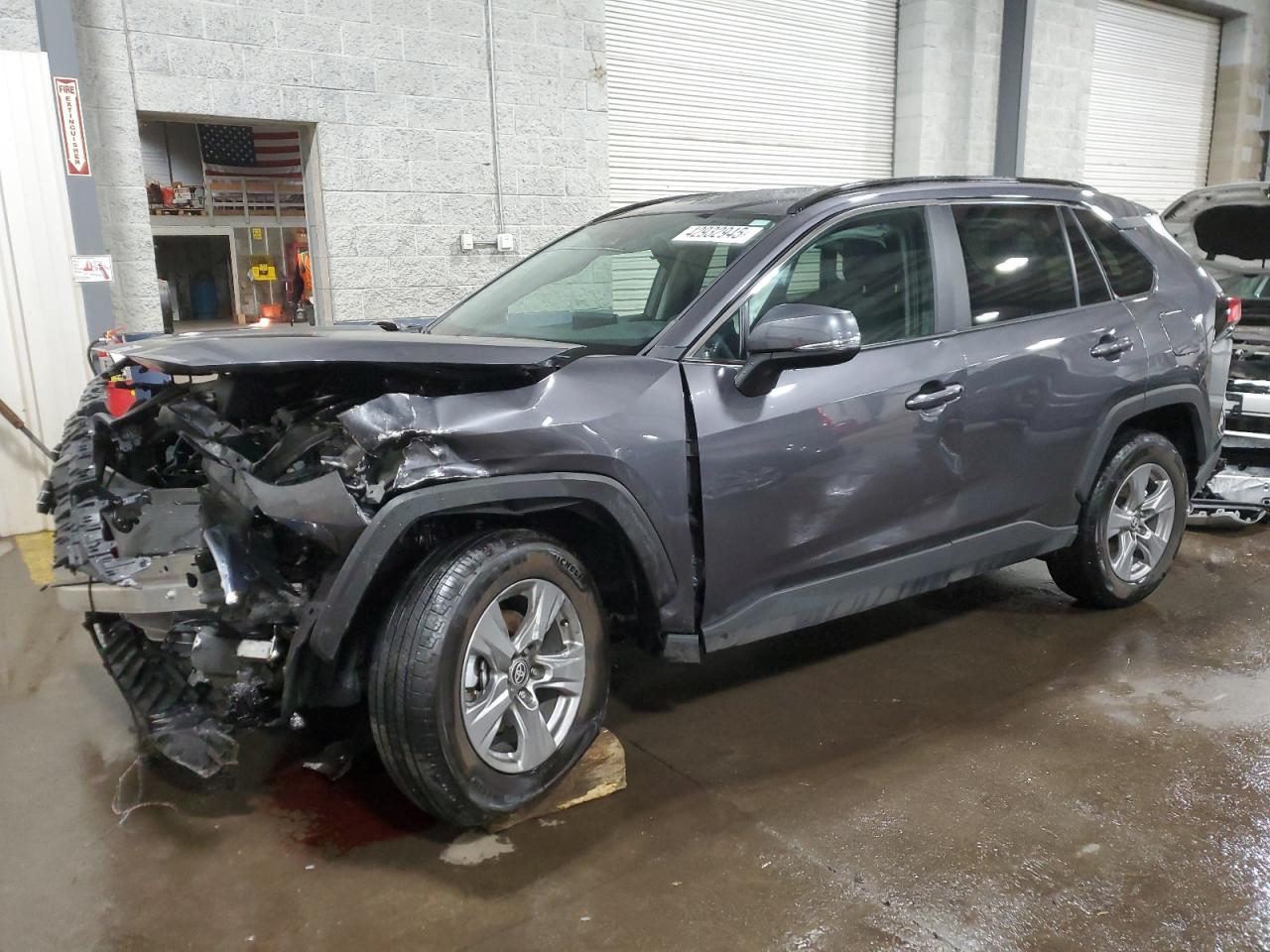 2024 TOYOTA RAV4 XLE VIN:2T3P1RFV1RC468204