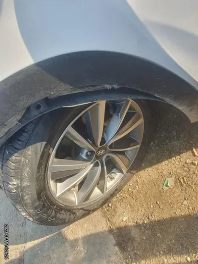 2018 Hyundai Santa FE VIN:
