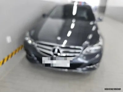 2016 Mercedes-Benz E 220 VIN: