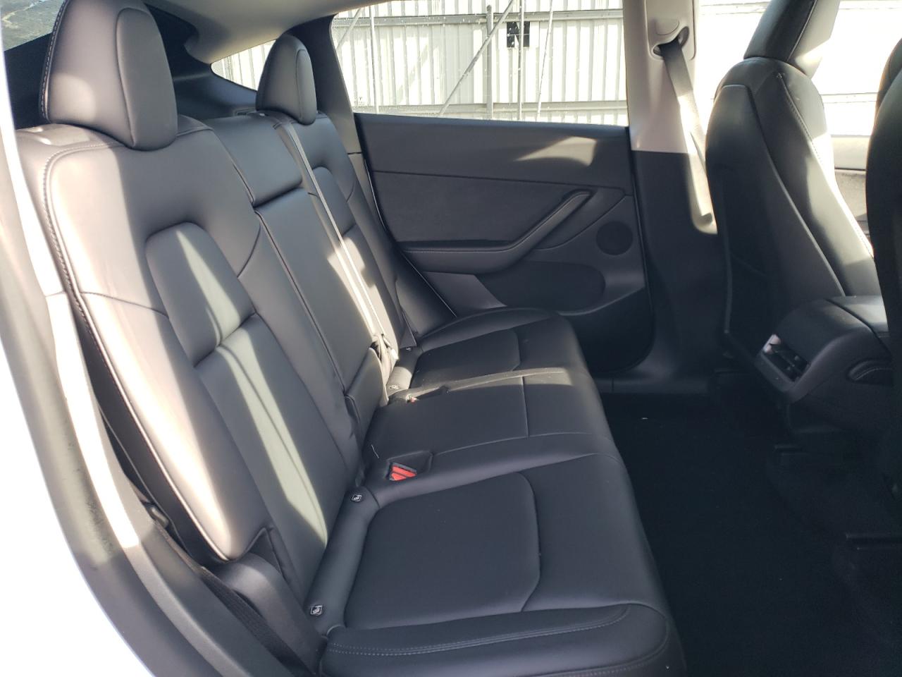 2022 TESLA MODEL Y  VIN:7SAYGDEE8NF435001