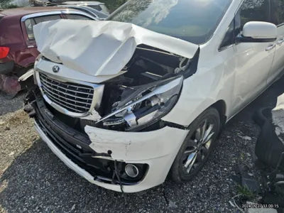 2016 Kia Carnival VIN: