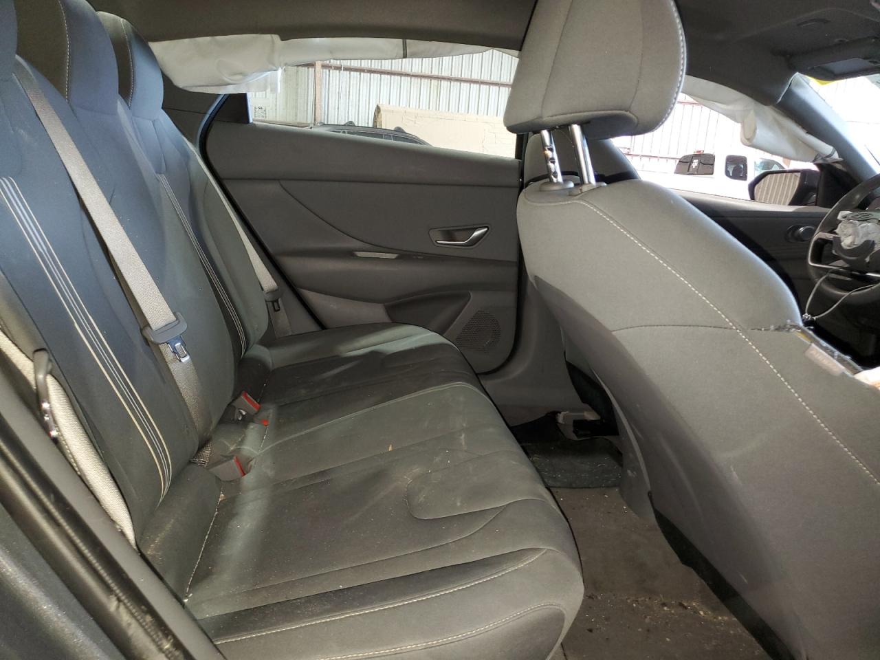 2023 HYUNDAI ELANTRA SEL VIN:KMHLS4AG5PU572738