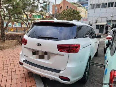 2018 Kia Carnival VIN: