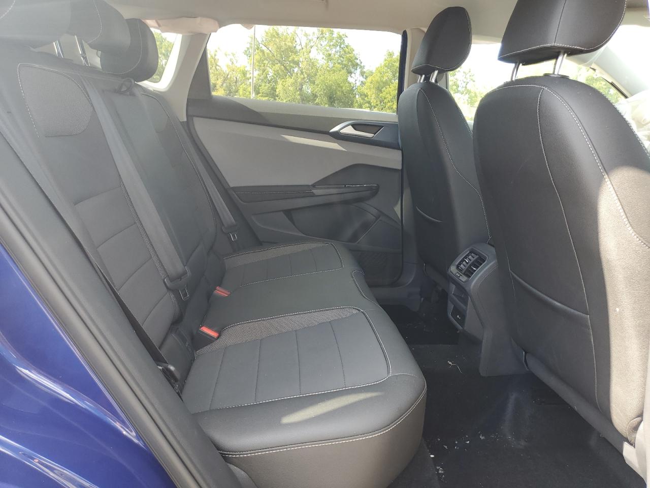 2024 VOLKSWAGEN TAOS SE VIN:3VVUX7B24RM068270