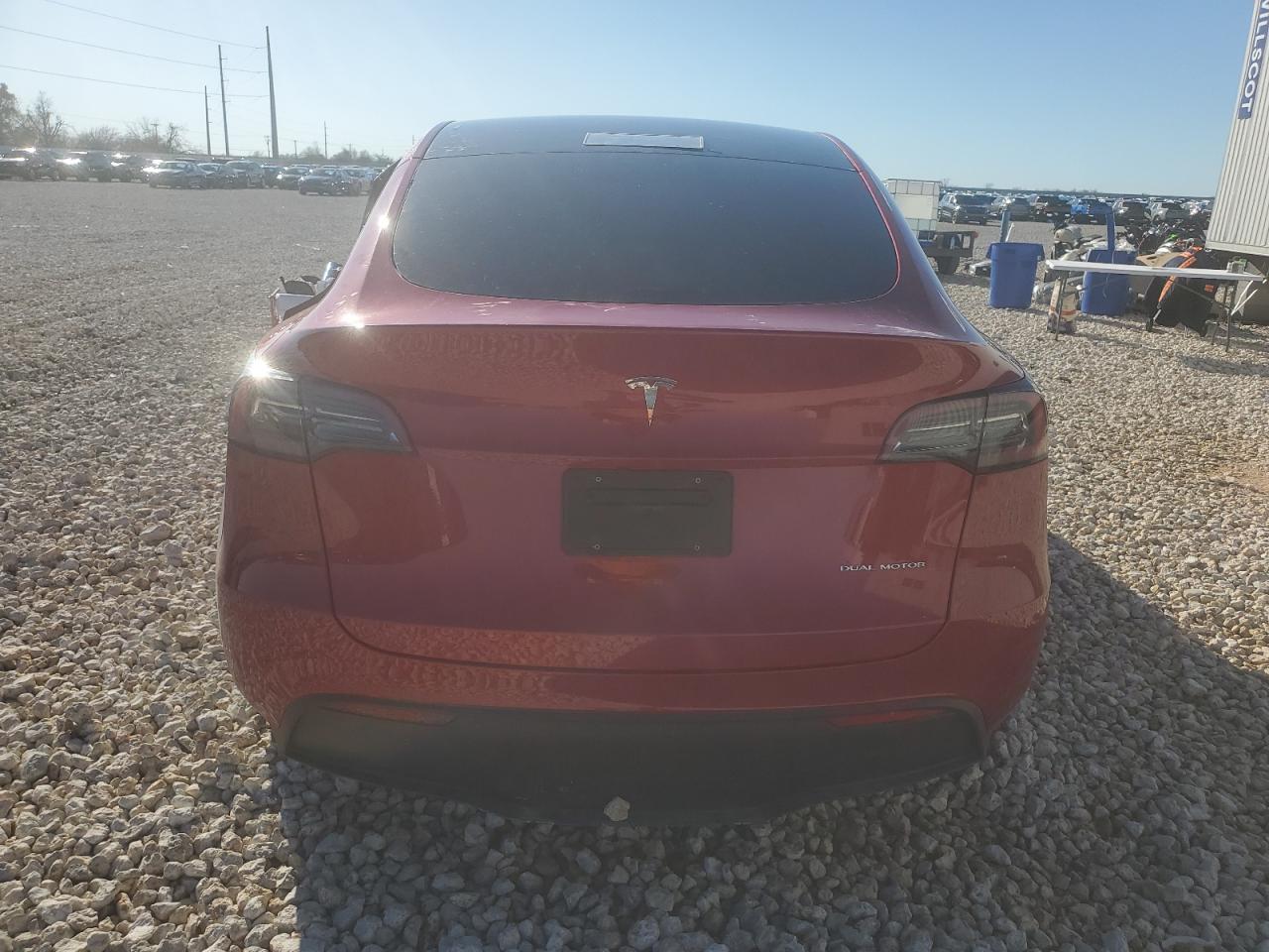 2023 TESLA MODEL Y  VIN:7SAYGDEE9PA051910