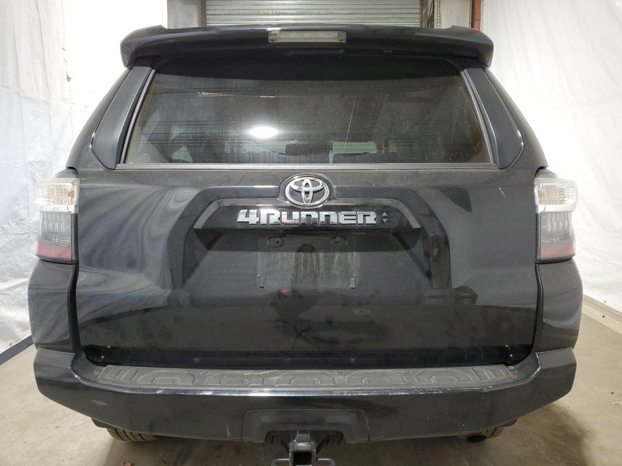 2023 TOYOTA 4RUNNER SE VIN:JTEMU5JR8P6127548