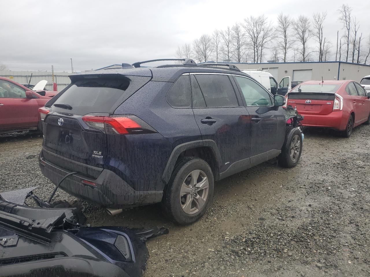 2024 TOYOTA RAV4 XLE VIN:4T3RWRFV7RU158213