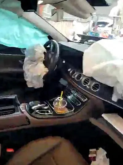 2018 Mercedes-Benz E 300 WDDZF4JB2JA299862 VIN:WDDZF4JB2JA299862