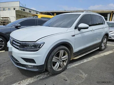 2020 Volkswagen Tiguan VIN: