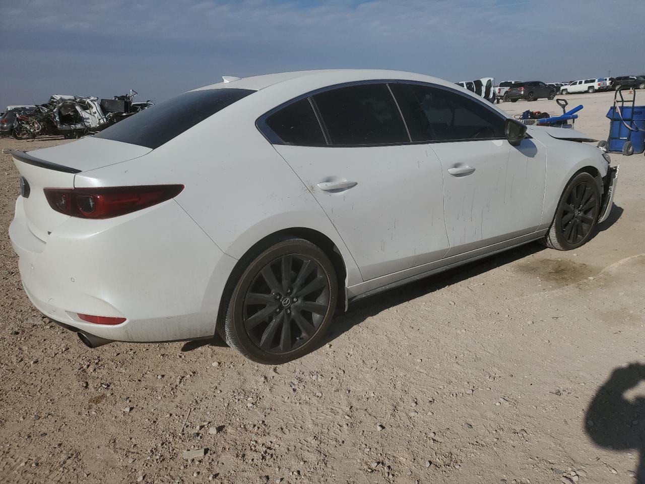 2024 MAZDA 3 PREMIUM PLUS VIN:3MZBPBEY3RM407459