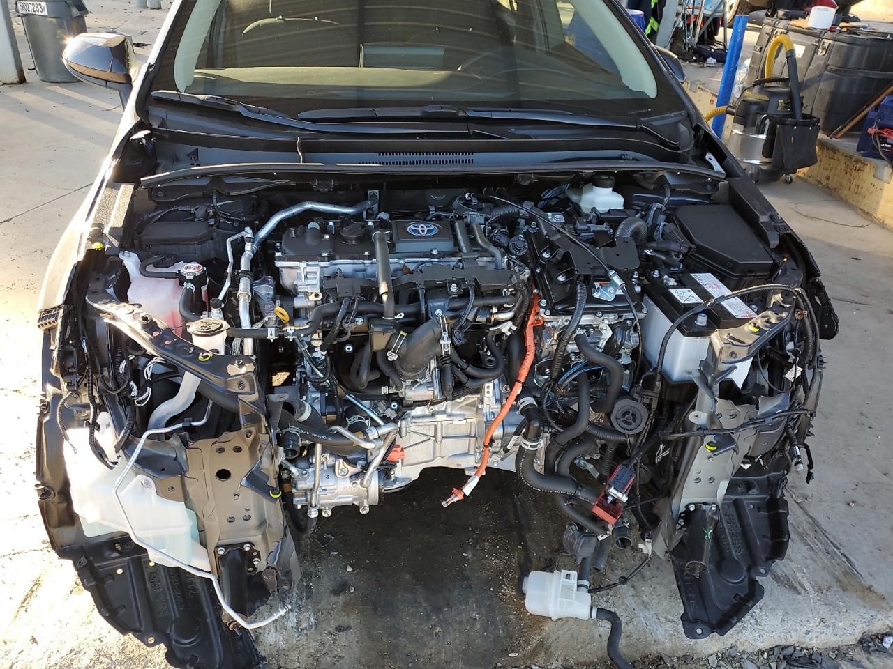 2024 TOYOTA COROLLA LE VIN:JTDBCMFE4R3038529