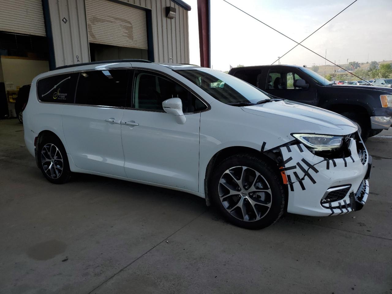 2022 CHRYSLER PACIFICA TOURING L VIN:2C4RC3BG8NR202432