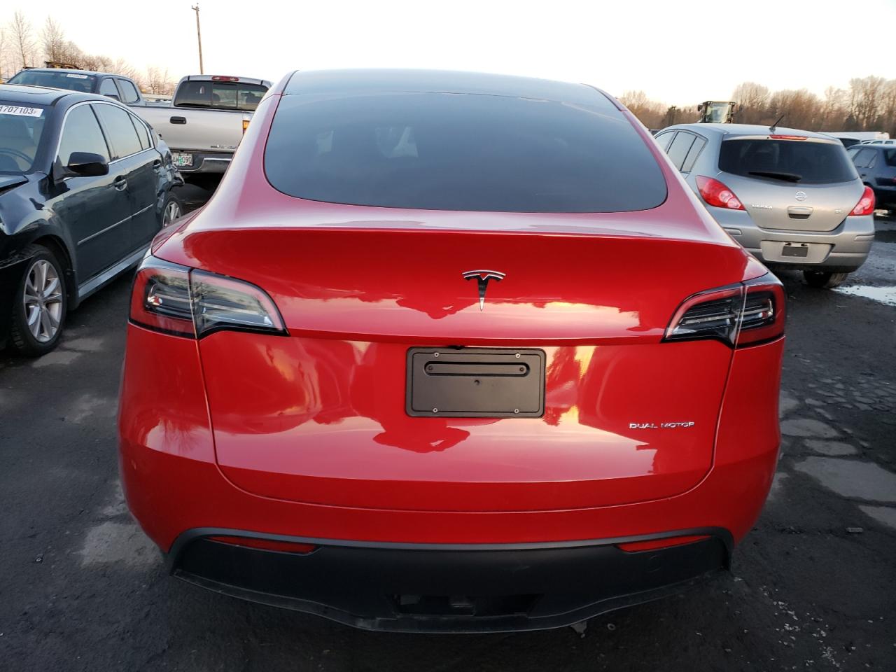 2023 TESLA MODEL Y  VIN:7SAYGDEE7PF831651