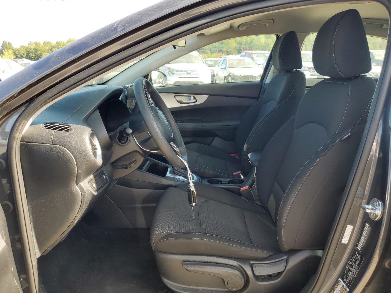 2023 KIA FORTE LX VIN:3KPF24AD2PE623313