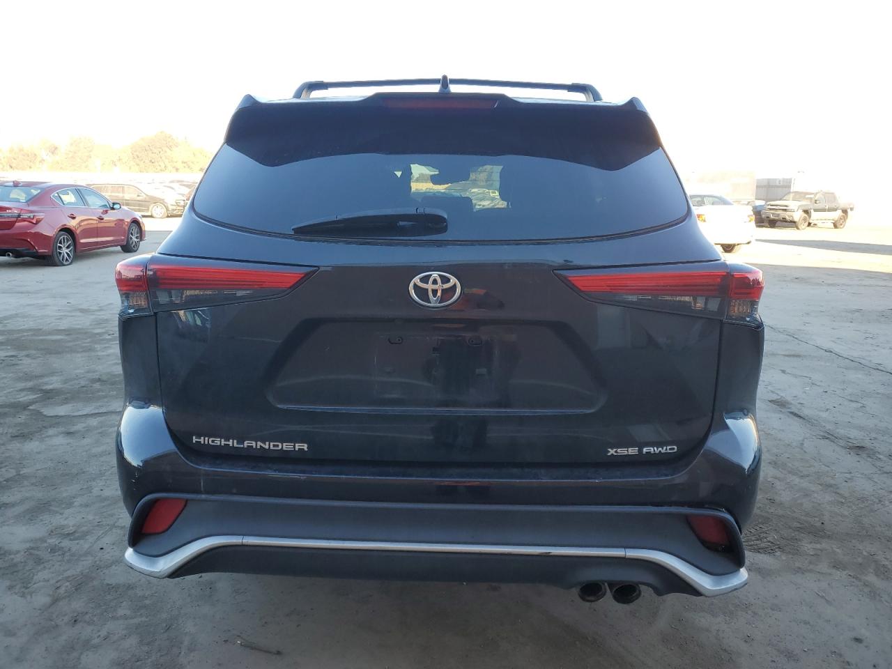 2022 TOYOTA HIGHLANDER XSE VIN:5TDJZRBH2NS166414