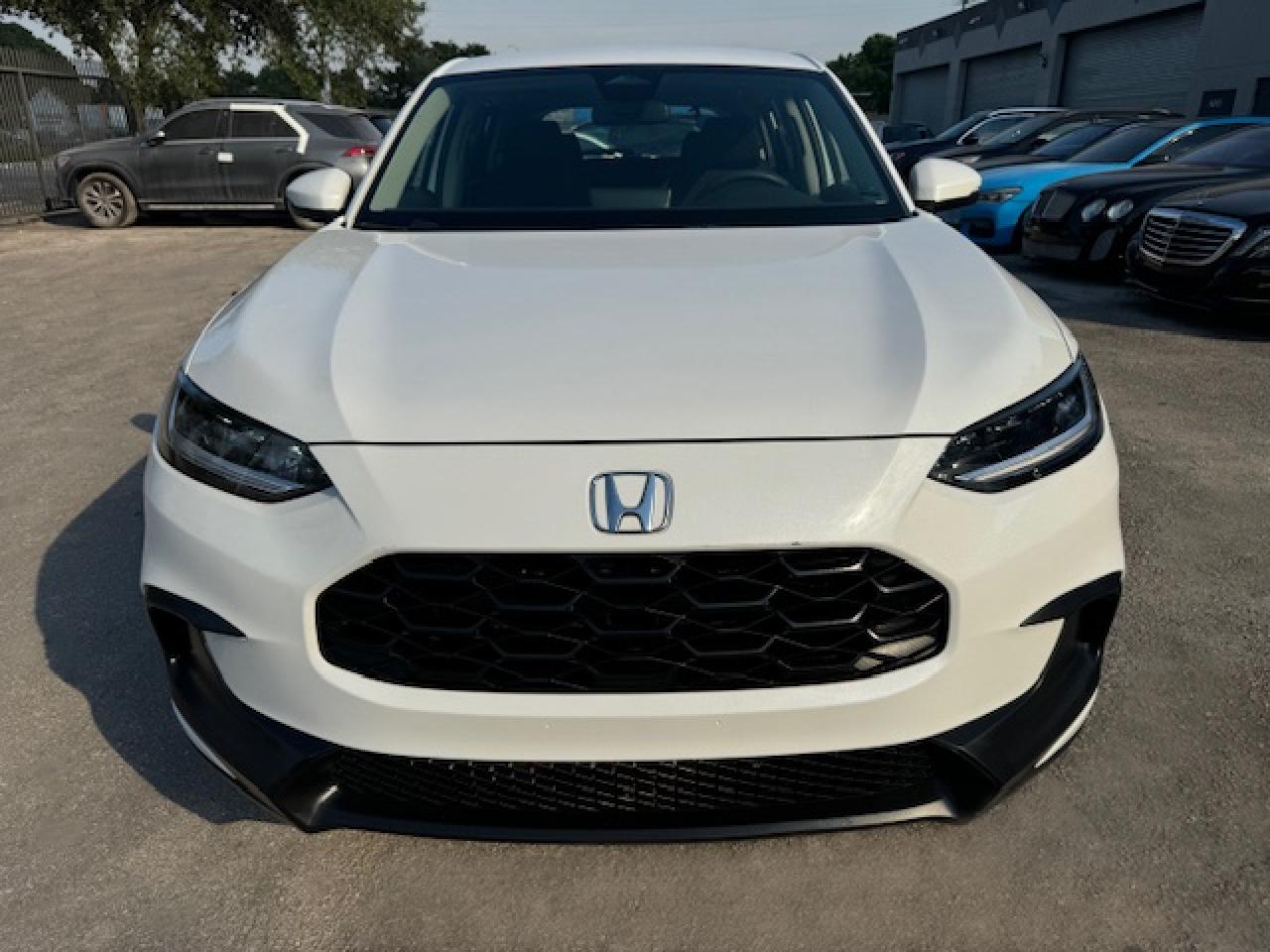 2024 HONDA HR-V LX VIN:3CZRZ1H31RM728528