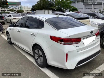 2016 Kia K5 KNAGU41CBGA001235 VIN:KNAGU41CBGA001235