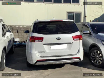 2016 Kia Carnival KNAMB81ABGS217702 VIN:KNAMB81ABGS217702