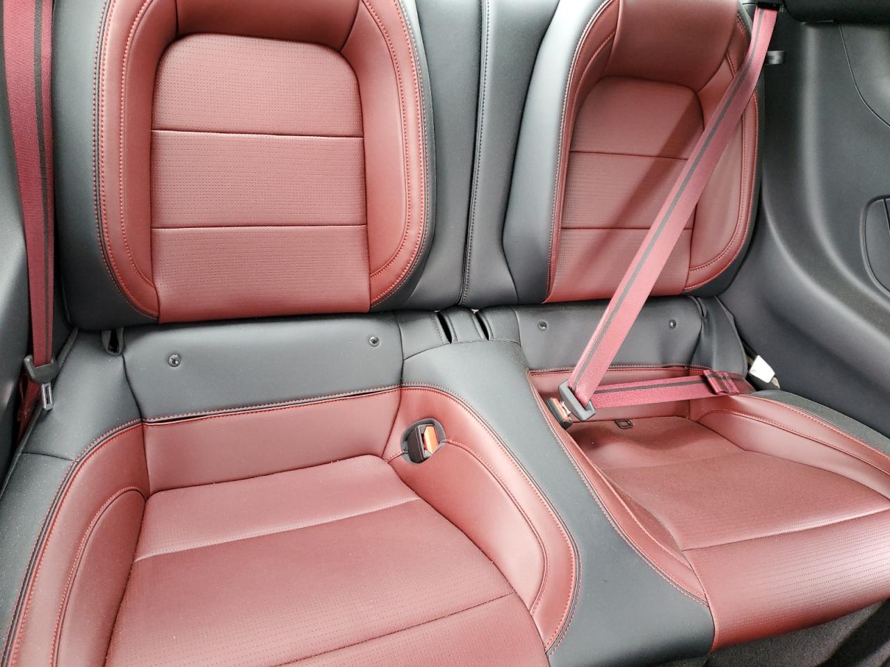 2024 FORD MUSTANG  VIN:1FA6P8TH8R5118552