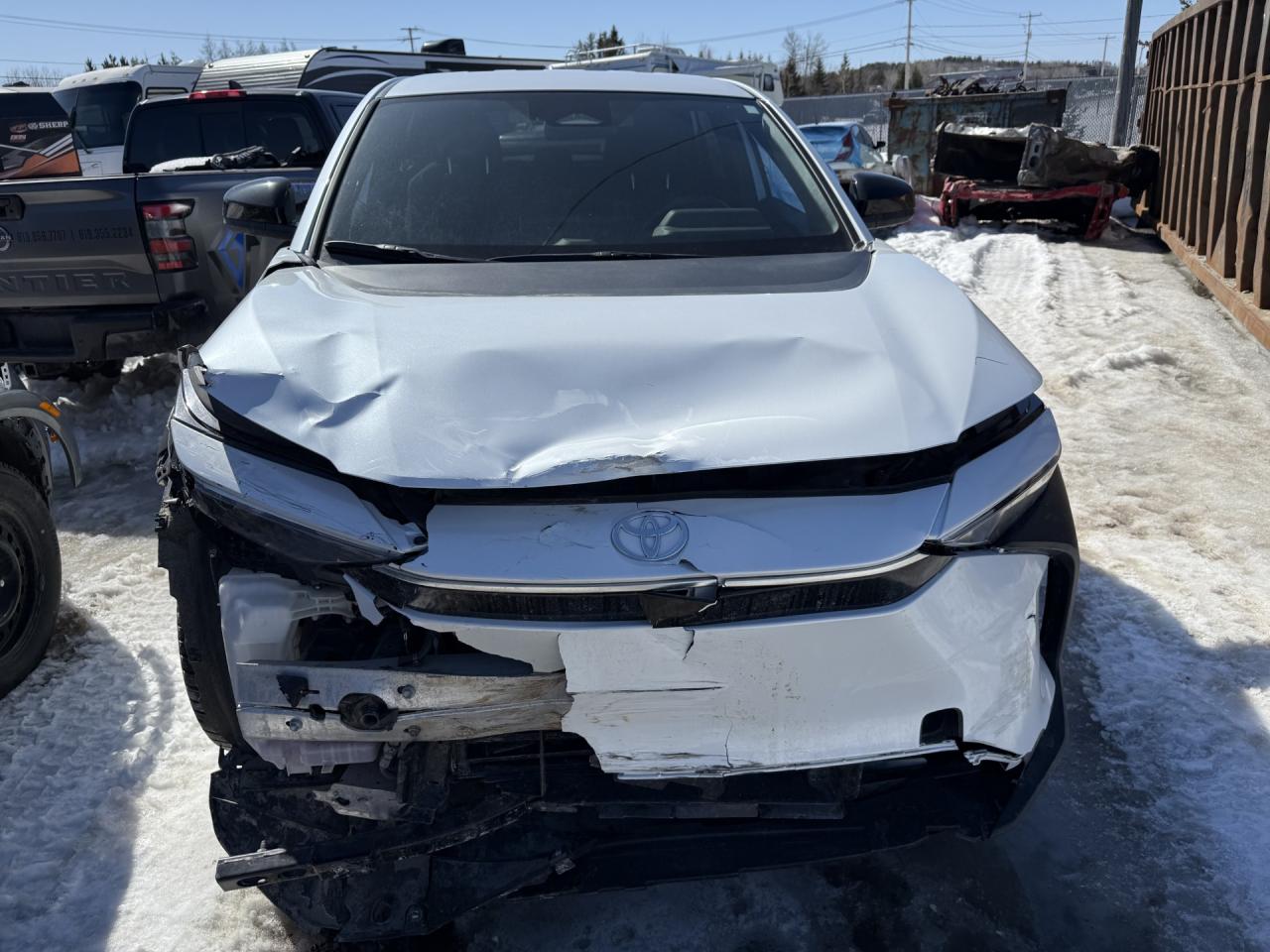 2023 TOYOTA BZ4X XLE VIN:JTMAAAAA8PA019107