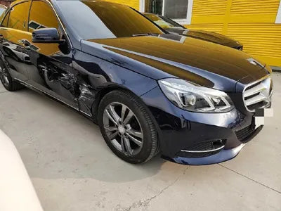 2014 Mercedes-Benz E 220 VIN: