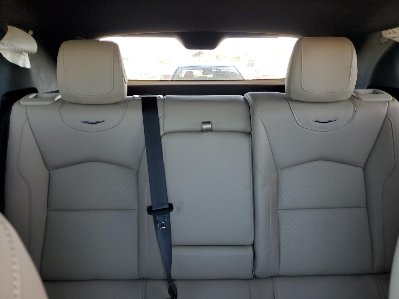 2024 CADILLAC XT4 PREMIUM LUXURY VIN:1GYFZCR43RF241465