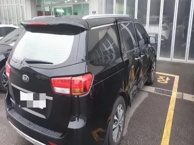 2016 Kia Carnival VIN: