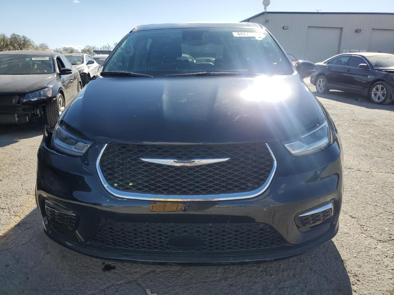 2022 CHRYSLER PACIFICA HYBRID TOURING L VIN:2C4RC1L73NR207444