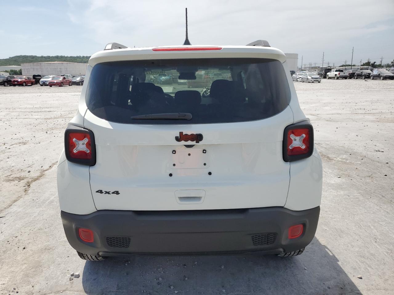 2023 JEEP RENEGADE LATITUDE VIN:ZACNJDB18PPP39764