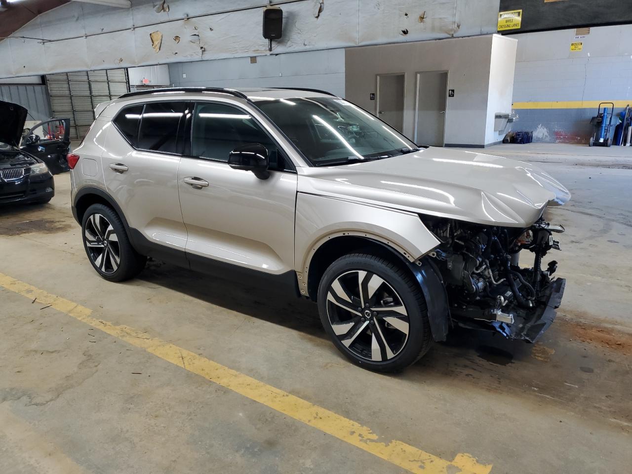 2023 VOLVO XC40 PLUS VIN:YV4L12UW5P2039277