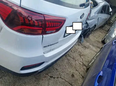 2018 Kia Sorento KNAPG81BBJA456147 VIN:KNAPG81BBJA456147