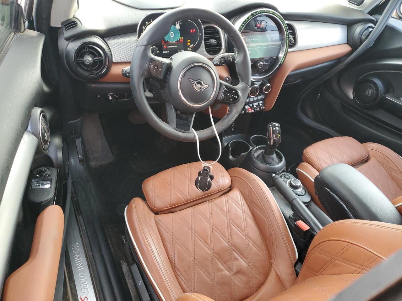 2023 MINI COOPER S VIN:WMW53DH03P2T30588