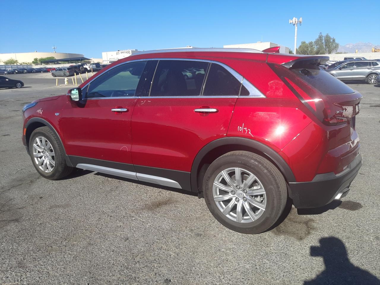 2023 CADILLAC XT4 PREMIUM LUXURY VIN:1GYFZCR43PF158499